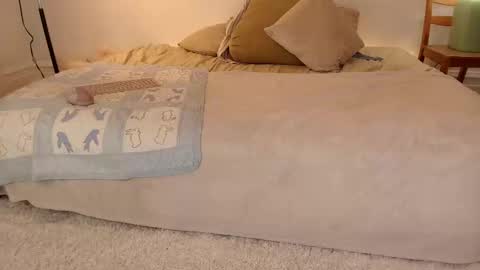 Snapshot of jsmine_ chatting on November 21, 11:25 pm Jsmine and sometimes Beaulooks online show from November 21, 11:25 pm