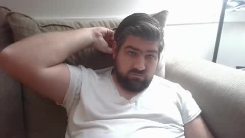 Snapshot of jthompson813 chatting on February 11, 12:28 am jthompson813 online show from February 11, 12:28 am