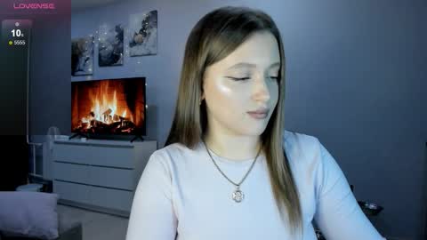 Julia and Julia online show from October 21, 8:42 pm