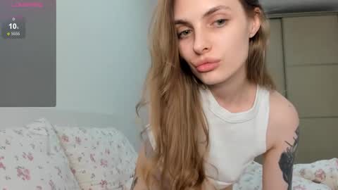 Julia and Julia online show from November 21, 6:39 pm