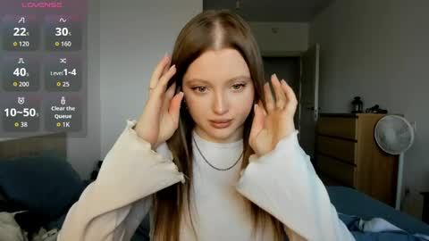Julia and Julia online show from April 27, 8:12 am
