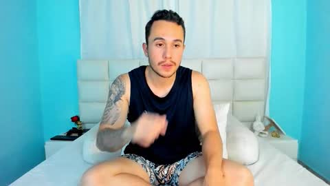 Snapshot of juan__jimenez chatting on November 2, 2:14 am Juan online show from November 2, 2:14 am