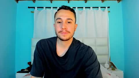 Snapshot of juan__jimenez chatting on November 19, 1:05 am Juan online show from November 19, 1:05 am