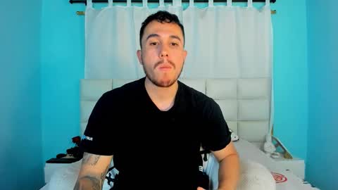 Snapshot of juan__jimenez chatting on November 24, 11:26 pm Juan online show from November 24, 11:26 pm