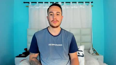 Snapshot of juan__jimenez chatting on November 25, 8:42 pm Juan online show from November 25, 8:42 pm