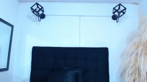    online show from June 27, 11:48 am