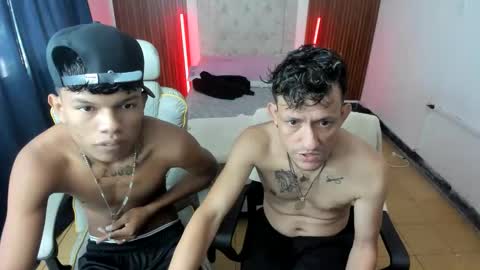 juan_and_luke online show from February 26, 1:32 pm