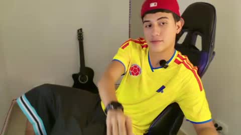 Snapshot of juan_da01 chatting on June 28, 3:34 am JuanDa online show from June 28, 3:34 am