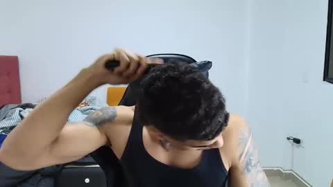 Snapshot of juan_gomez_1 chatting on November 30, 12:58 am juan_gomez_1 online show from November 30, 12:58 am