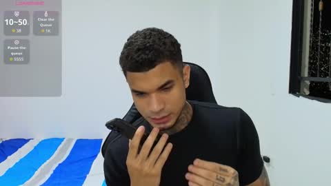 Snapshot of juan_gomez_1 chatting on February 4, 1:44 am juan_gomez_1 online show from February 4, 1:44 am