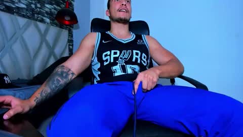 juan_jsmith online show from February 10, 7:07 pm