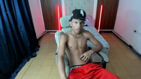 Snapshot of juan_mhata chatting on July 8, 1:32 am Juan Mhata online show from July 8, 1:32 am