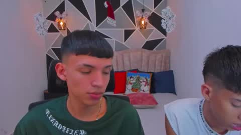 JuanSteven online show from December 17, 5:02 am