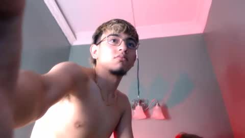 Snapshot of juan_saul1 chatting on May 11, 7:22 pm juan_saul1 online show from May 11, 7:22 pm