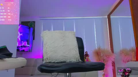 JUANA VALENTINA QUINTERO independent model  ONLY FANS --- Juanaquintero online show from July 23, 9:24 pm