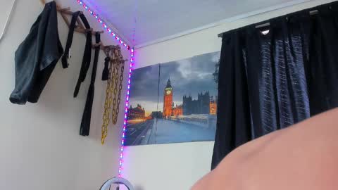 Snapshot of juanbladde chatting on March 2, 12:22 pm Juan Esteban online show from March 2, 12:22 pm