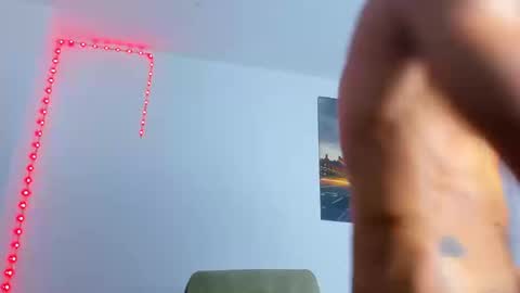 Snapshot of juanbladde chatting on September 24, 9:51 pm Juan Esteban online show from September 24, 9:51 pm