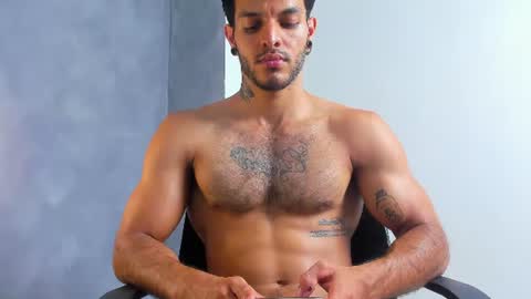 Juan Esteban online show from June 11, 2:53 am
