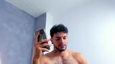 Juan Esteban online show from June 18, 5:17 pm