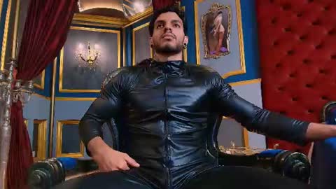 Juan Esteban online show from July 1, 2:07 pm