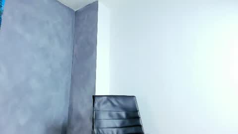 Juan Esteban online show from July 28, 11:28 am
