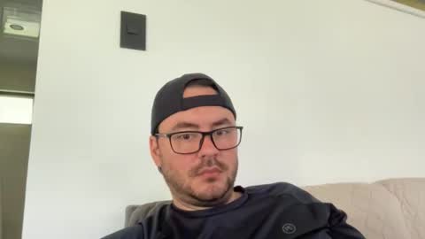 juanchom online show from October 23, 3:11 pm