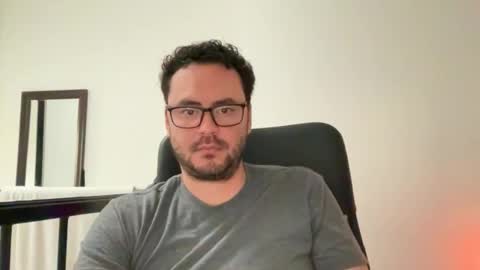 juanchom online show from April 4, 11:13 pm