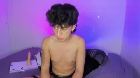 Snapshot of juandaaa__ chatting on January 2, 2:33 am juandaaa__ online show from January 2, 2:33 am