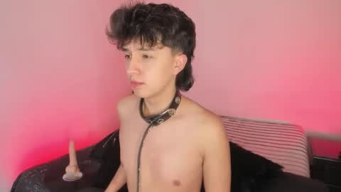 Snapshot of juandaaa__ chatting on November 7, 3:50 am juandaaa__ online show from November 7, 3:50 am