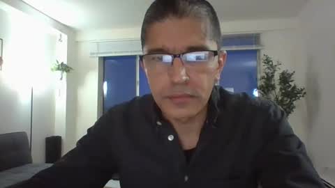 juanearth1 online show from February 2, 10:41 pm