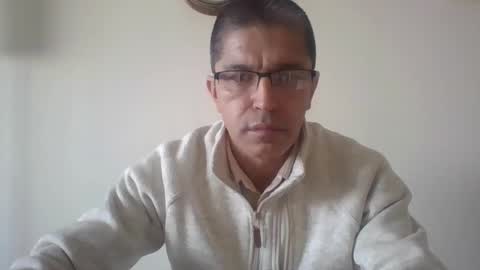 juanearth1 online show from February 4, 9:20 pm