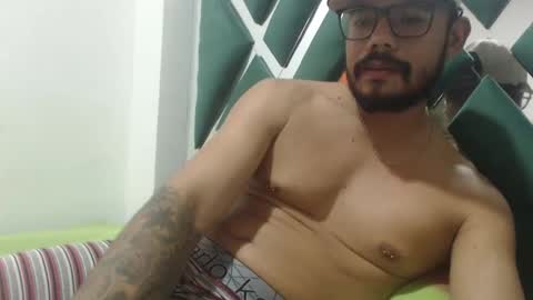 juanfe_style online show from September 9, 6:24 am