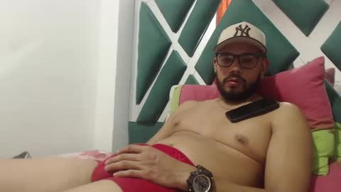 juanfe_style online show from September 18, 2:57 am