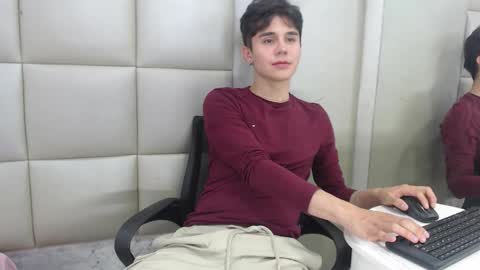 JuanGomm online show from December 21, 3:57 am