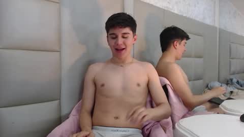 JuanGomm online show from January 8, 7:27 pm