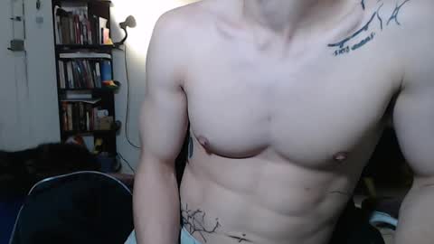 Snapshot of juanisimo_ chatting on February 8, 12:06 am JUANISIMO online show from February 8, 12:06 am