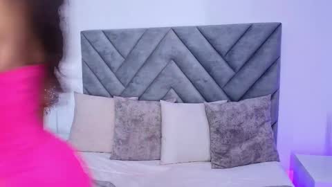 juanita_owens online show from March 12, 6:55 pm