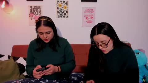 juanitaaa_ online show from May 18, 11:10 pm