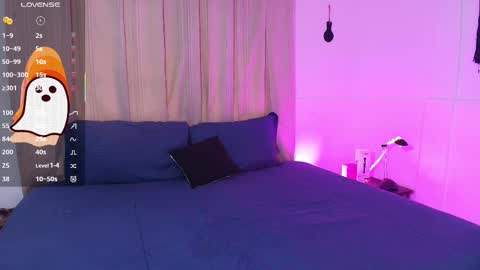 Blue online show from October 20, 4:07 pm