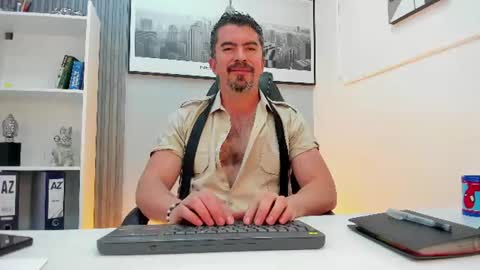 Juan k online show from July 28, 4:30 am