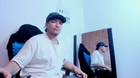 JUAN  online show from September 23, 7:39 pm