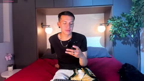 Juanse Colling online show from March 13, 8:15 pm