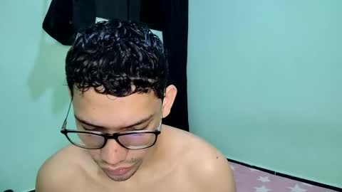 Snapshot of juansuarez204 chatting on March 5, 11:49 pm juansuarez204 online show from March 5, 11:49 pm