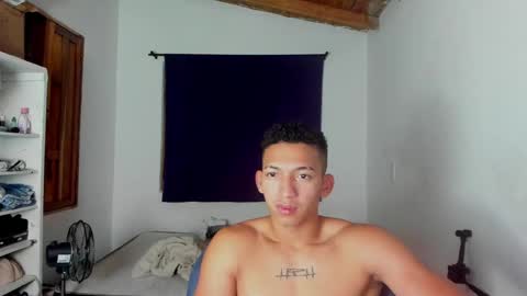 Snapshot of juansw66 chatting on October 20, 7:42 am juansw66 online show from October 20, 7:42 am