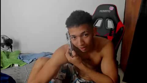 Snapshot of juansw66 chatting on November 20, 5:07 am juansw66 online show from November 20, 5:07 am