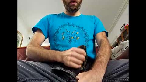 Snapshot of judah25 chatting on May 31, 4:58 pm Jude online show from May 31, 4:58 pm