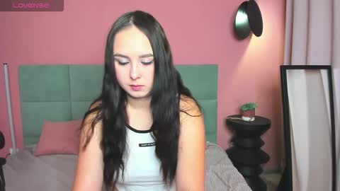 Snapshot of judyingram chatting on November 9, 1:04 am Judy online show from November 9, 1:04 am