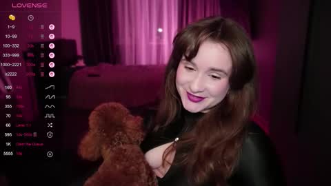 Snapshot of juelzfoxy chatting on December 3, 9:24 pm Juelz online show from December 3, 9:24 pm