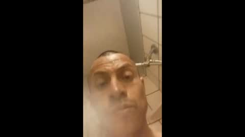 Snapshot of jugg3 chatting on January 26, 4:09 am Carlos online show from January 26, 4:09 am