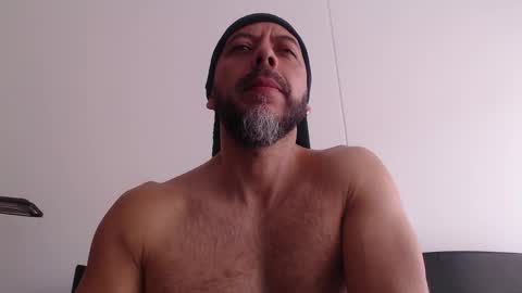 Juan Alcal online show from February 19, 6:26 pm